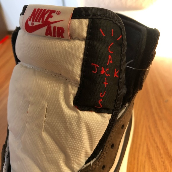 JORDAN 1 HIGH TRAVIS SCOTT SIZE 8.5 - Picture 4 of 8